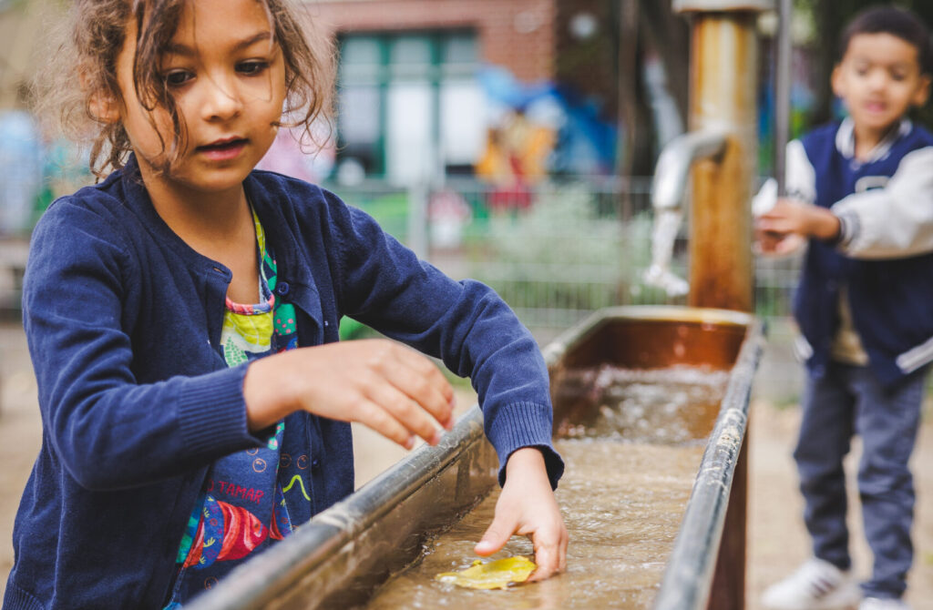 RS55217__CHW9551 Christoph Wehrer/ © Stiftung Kinder forschen